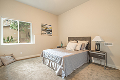 BROOKSIDE MODERN SHOWPIECE